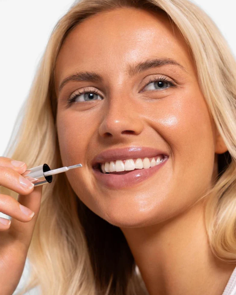 GlowSmile Zahnaufhellungs-Gel – V34 Farbkorrektur für weißere Zähne (30 ml)