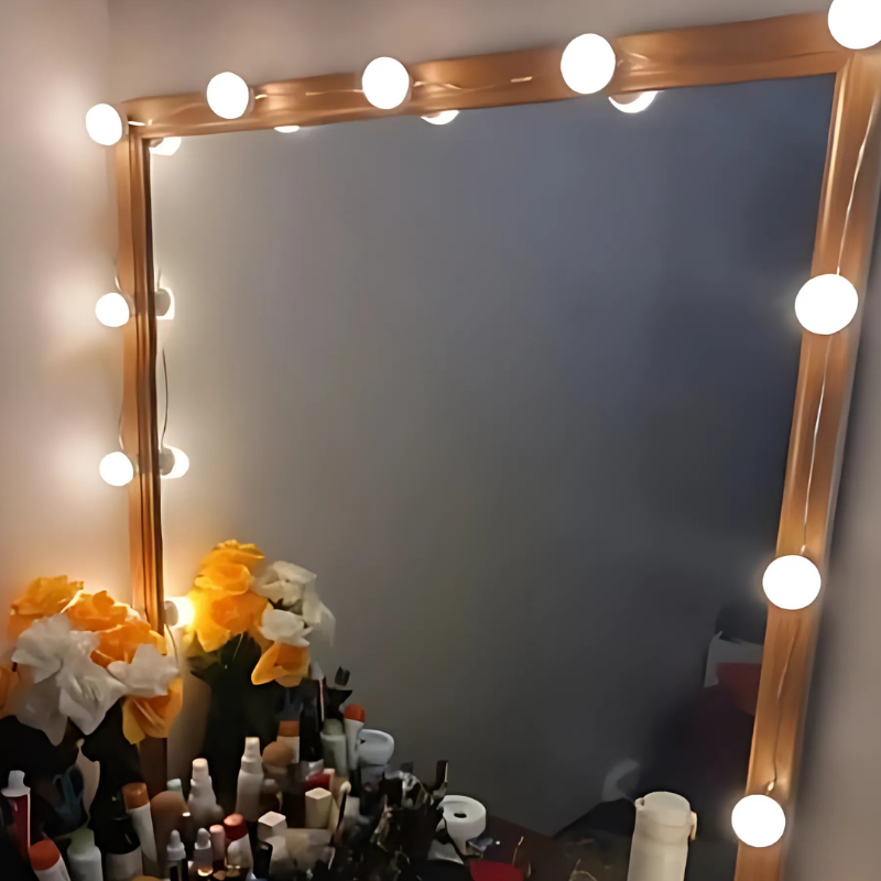 Dimmbare LED-Spiegelbeleuchtung mit Lichtkugeln für perfektes Make-up