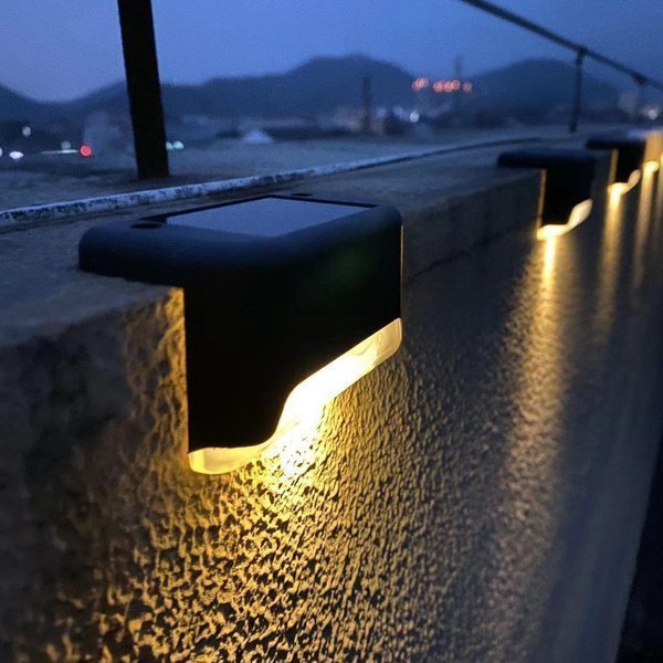 LED Solarlampe für Wege, Treppen, draußen und an der Wand