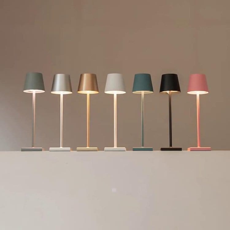 AuraGlow - Minimalistische wasserdichte LED Tischlampe | 50% RABATT