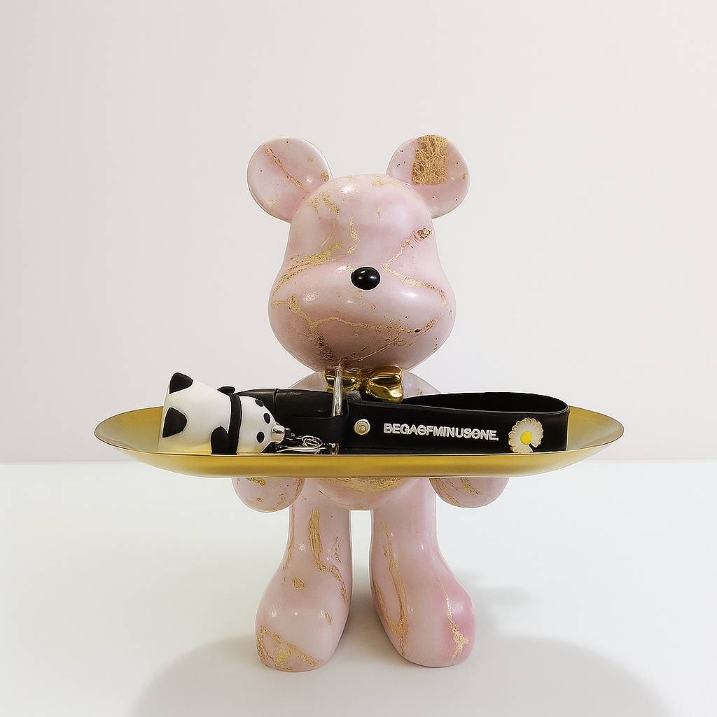 Graffiti Bear Ornament met opbergplankje