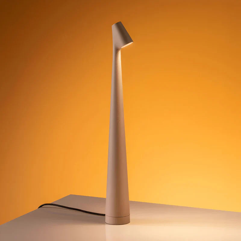 NordLuma™ Wireless LED Table Lamp – Skandinavische Eleganz trifft modernes Lichtdesign