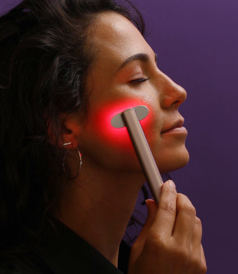 LUMÉA ONE™ – 5-in-1 Skin Renewal Wand