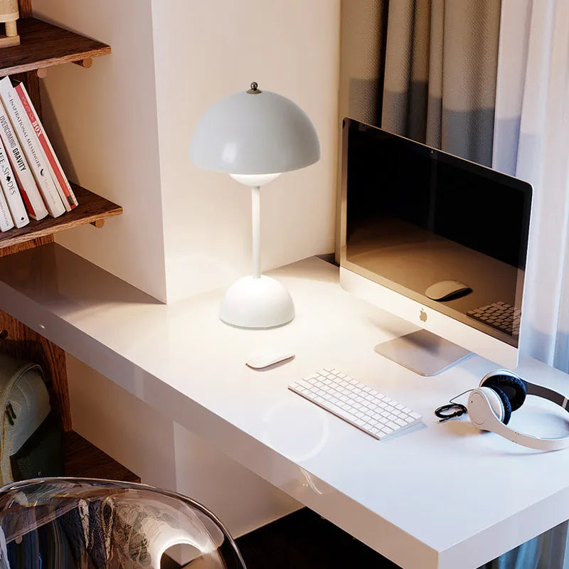 LED-Tischlampe Lumora | DimNordly™ AuraLamp – Skandinavische LED-Tischlampe für warme, stilvolle Atmosphärembar in 3 Stufen | USB-Aufladbar | Skandinavisches Design