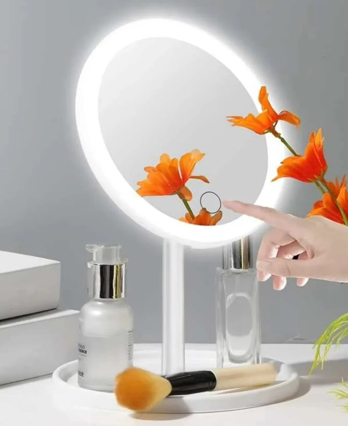 GlowMirror Pro™ – Perfektes Make-up in jedem Lichtmoment