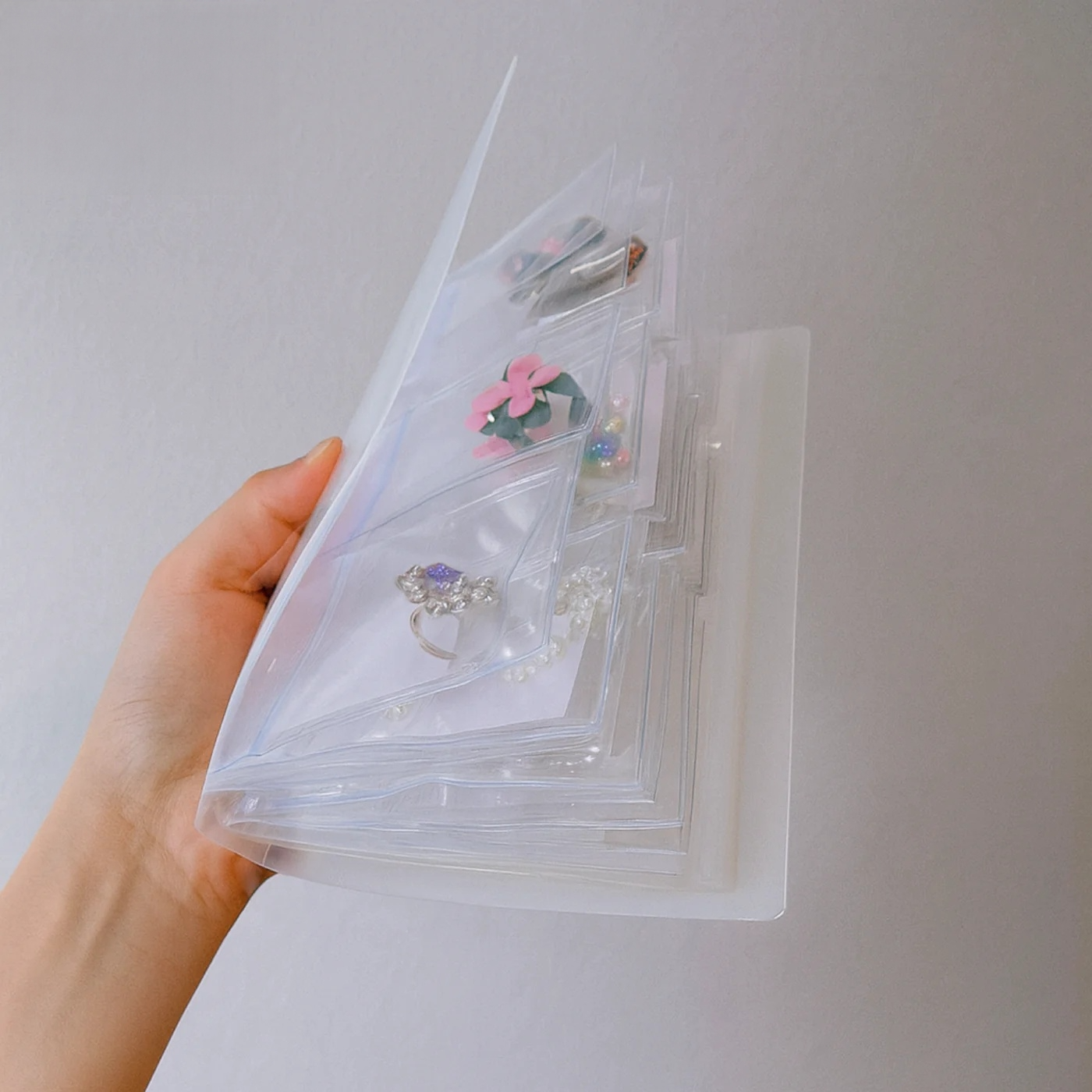 JewelNest™ | Schmuck überall perfekt organisiert und verknotungsfrei aufbewahren