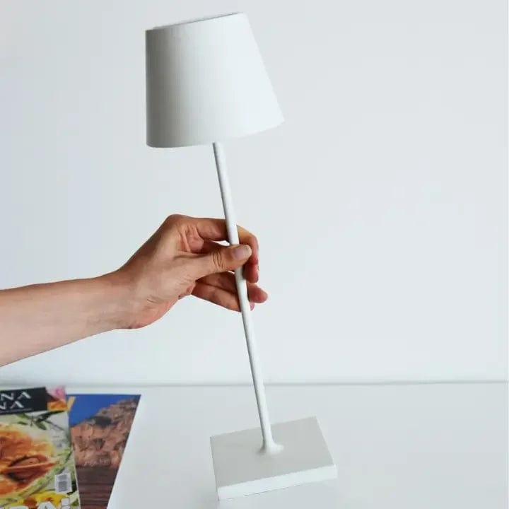 AuraGlow - Minimalistische wasserdichte LED Tischlampe | 50% RABATT