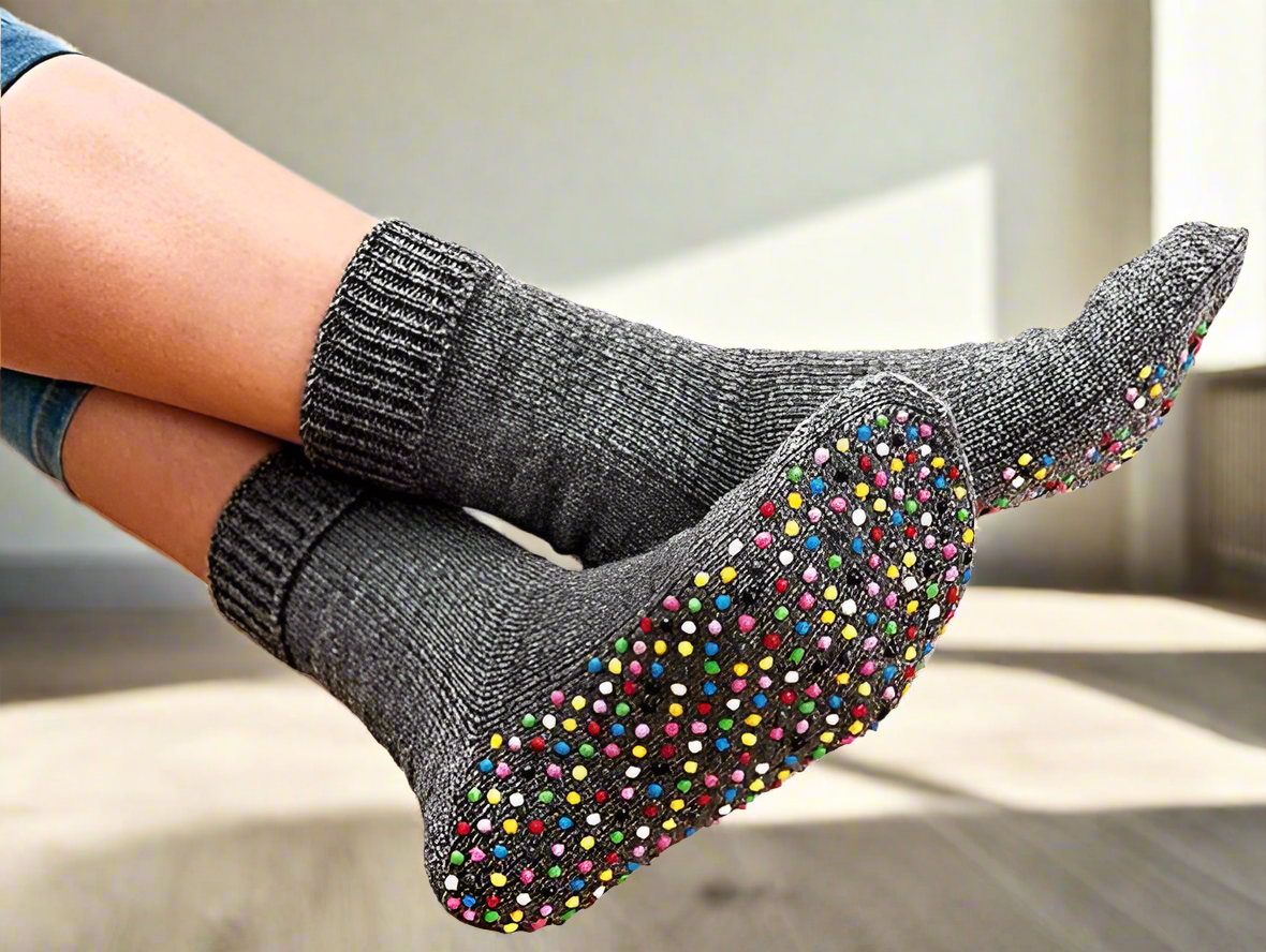 1+1 Gratis | GripStep Pro – Anti-Rutsch-Beschichtung für Socken & Textilien
