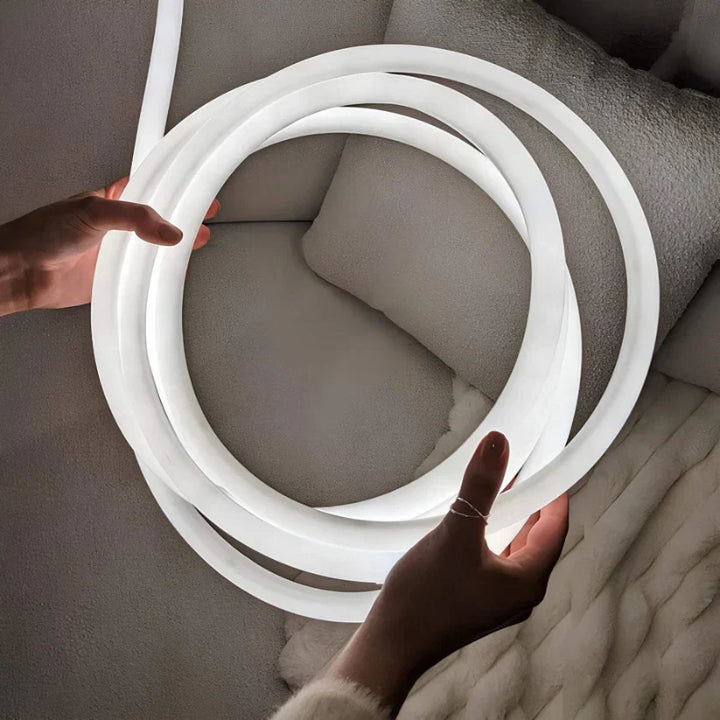 LumiFlow Flex™ – Der flexible LED-Neonstreifen für sanftes, stimmungsvolles Licht