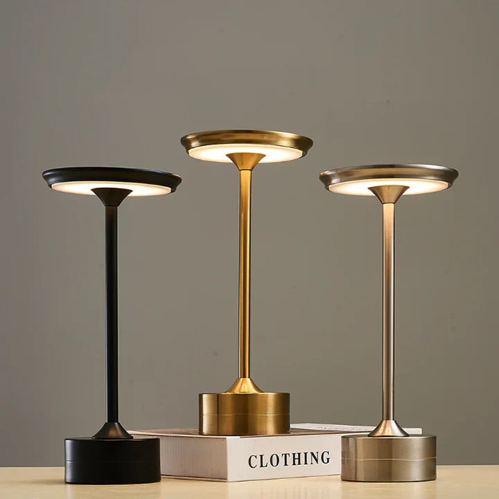 Aurevia™ TouchGlow – Elegante kabellose Design-Tischlampe aus Metall [Nur Heute 50% RABATT]