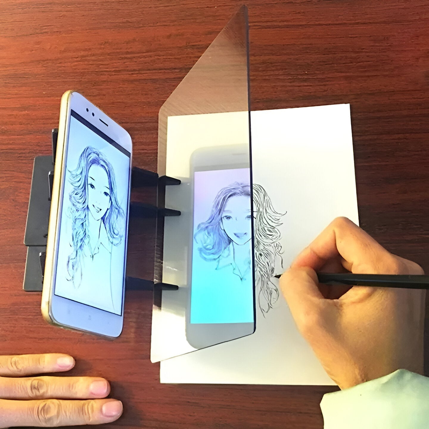 ReflectSketch Vision™ – Das Kunst-Reflexionstool für perfekte Zeichnungen ohne Mühe